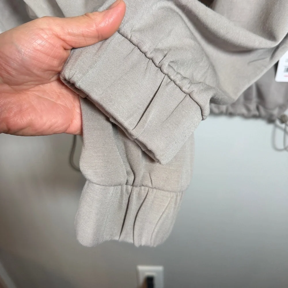 Yogalicious Softlite Scuva Autumn Jacket Utility Streetwear MEDIUM Light Grey